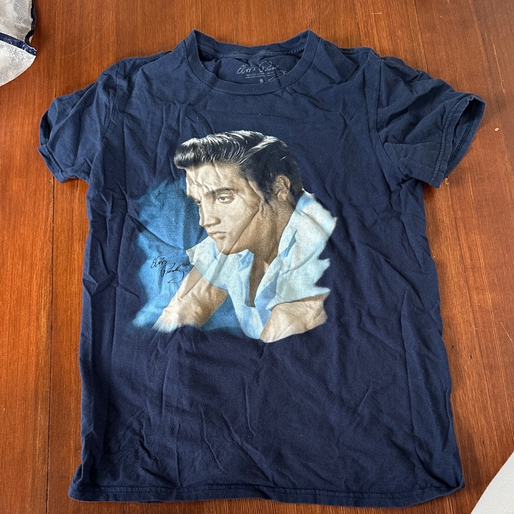 Elvis Presley Fitter Women’s Tshirt